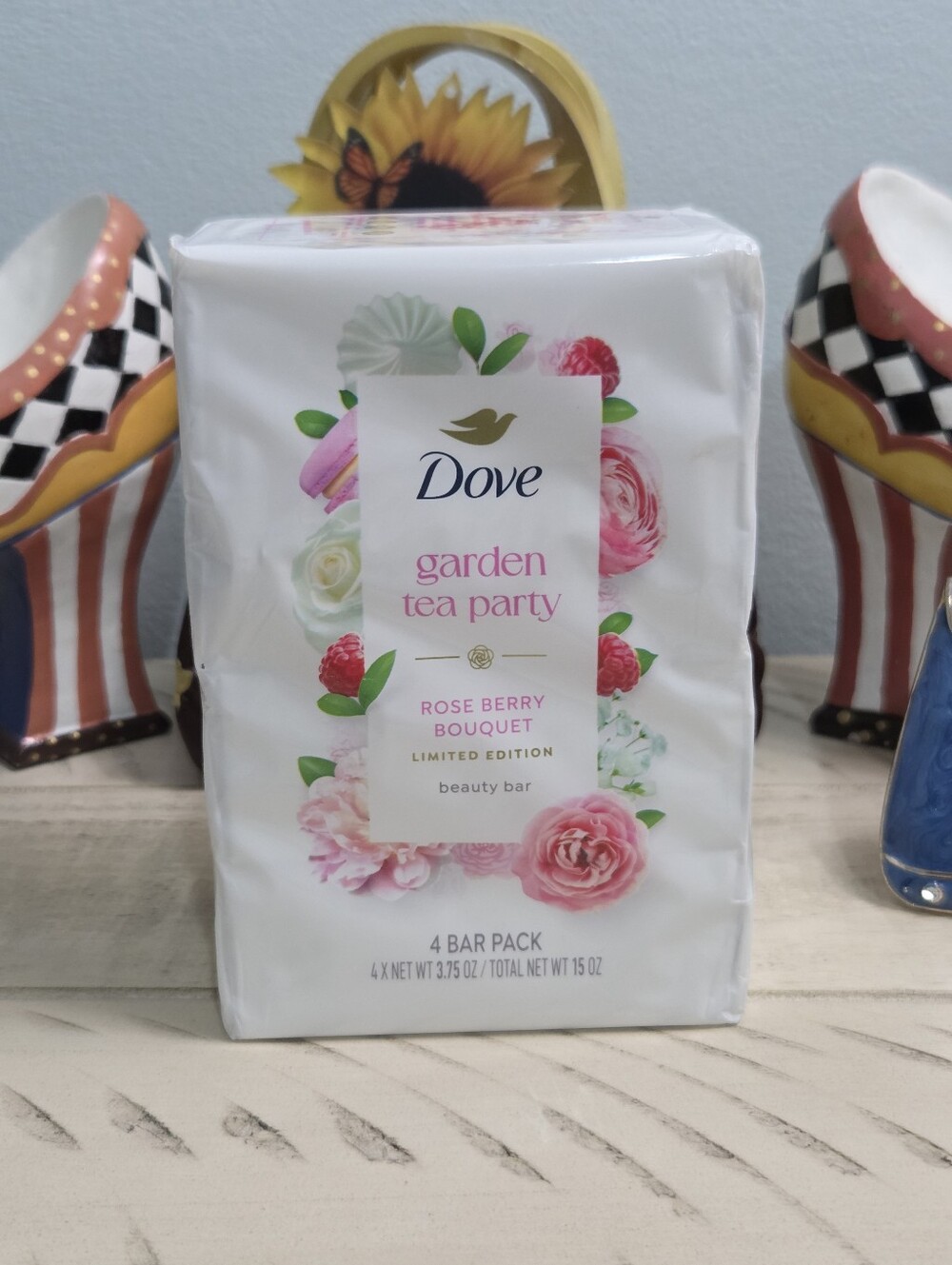 Dove Limited Edition Garden Tea Party Beauty Bars - Rose Berry Bouquet 4 Pack